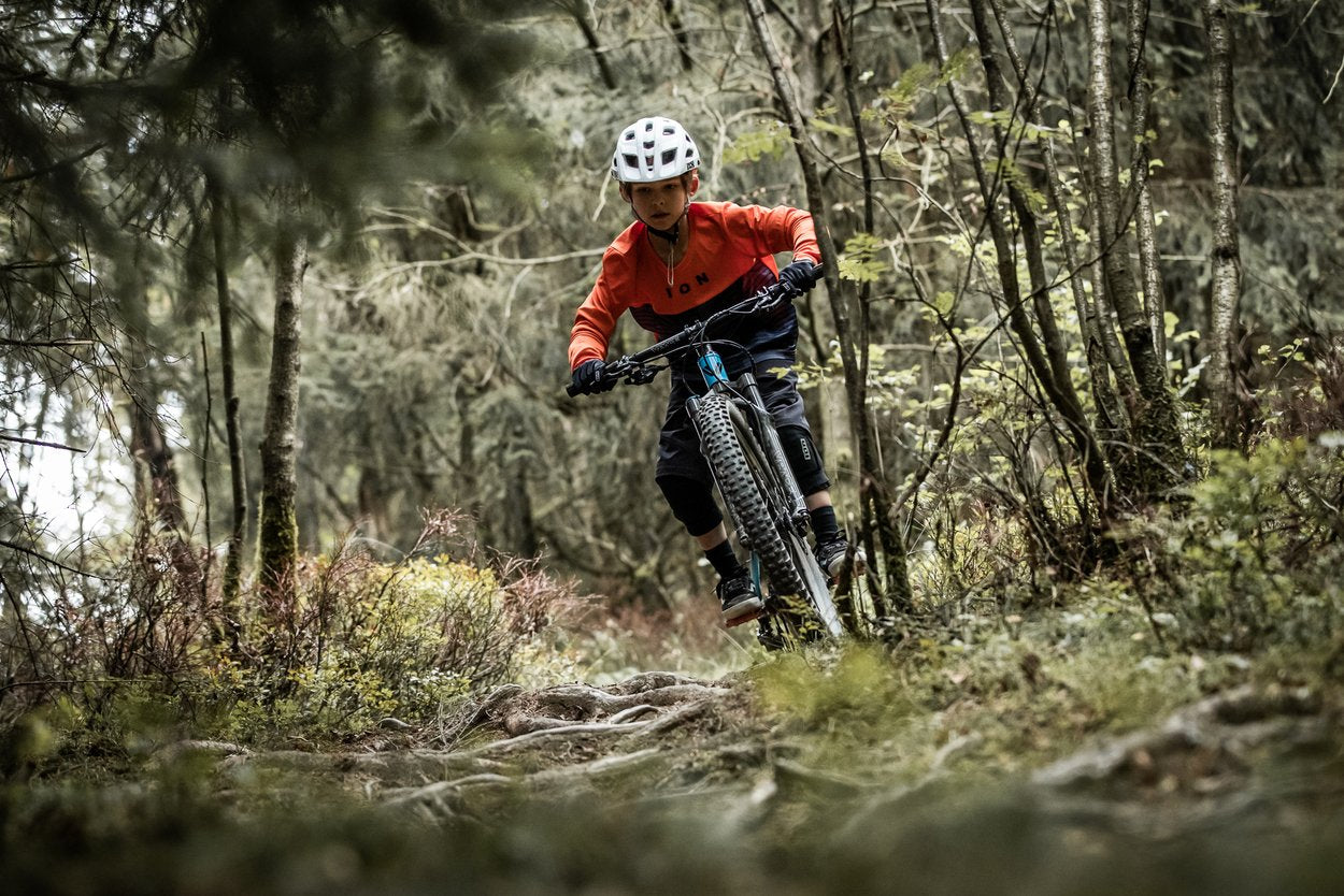 ION Youth MTB Gloves Scrub 2022